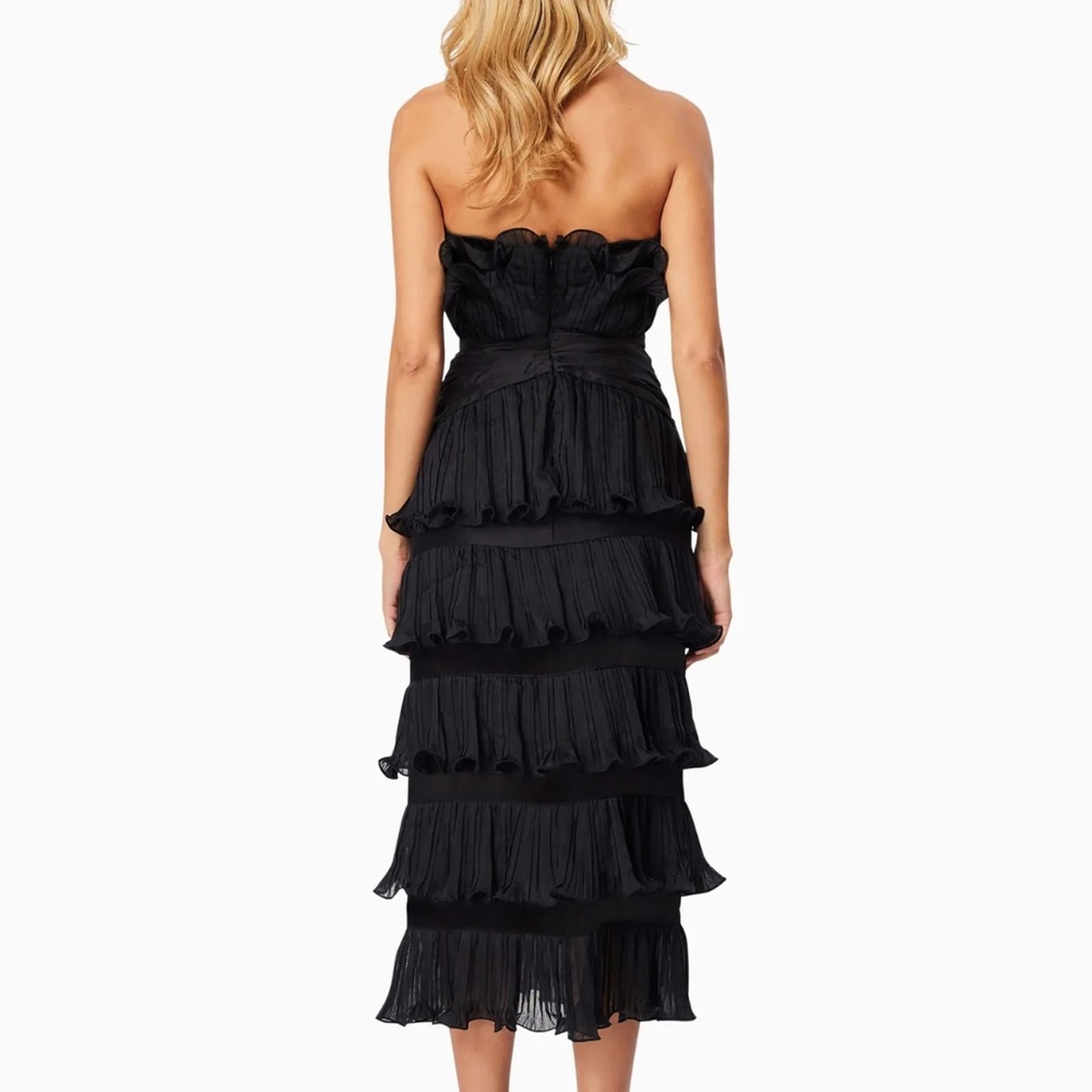 Elliatt 'Maya' Pleated Midi in Black (NEW WITH FLAW) - Picture 6 of 6